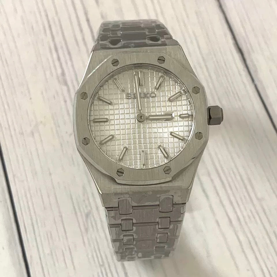 SEIKOAK CLASSIC WHITE LADIES