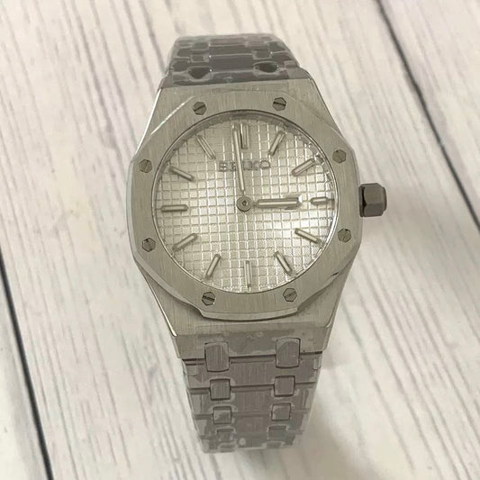 SEIKOAK CLASSIC WHITE LADIES